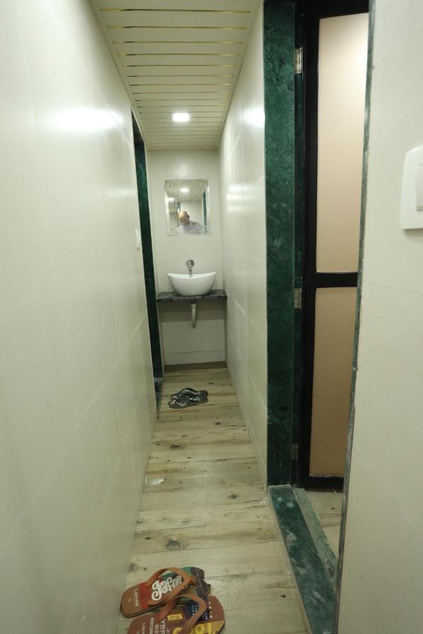 Mango Marol Dormitory 뭄바이 외부 사진